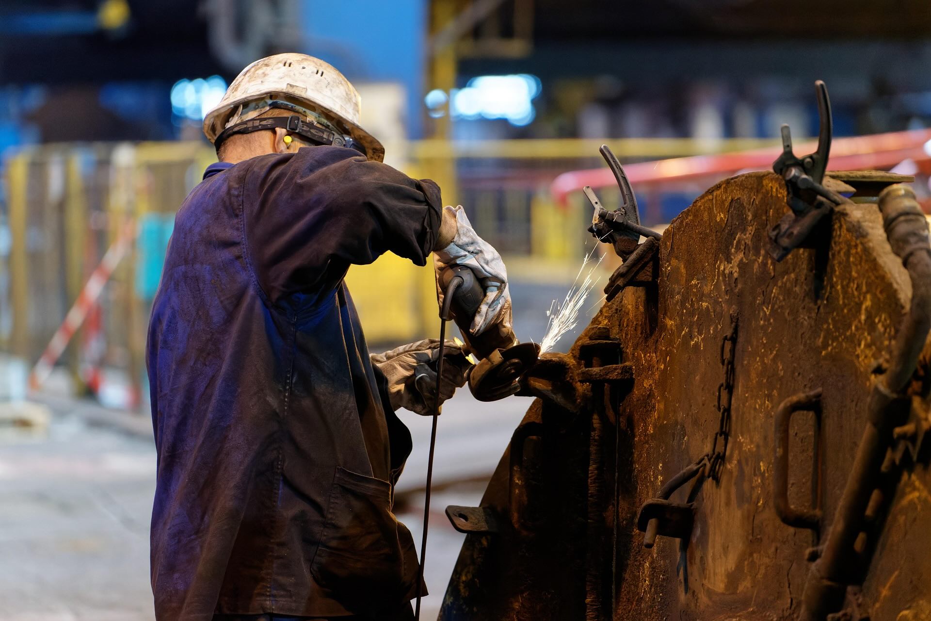 Montagehelfer Zeitarbeit