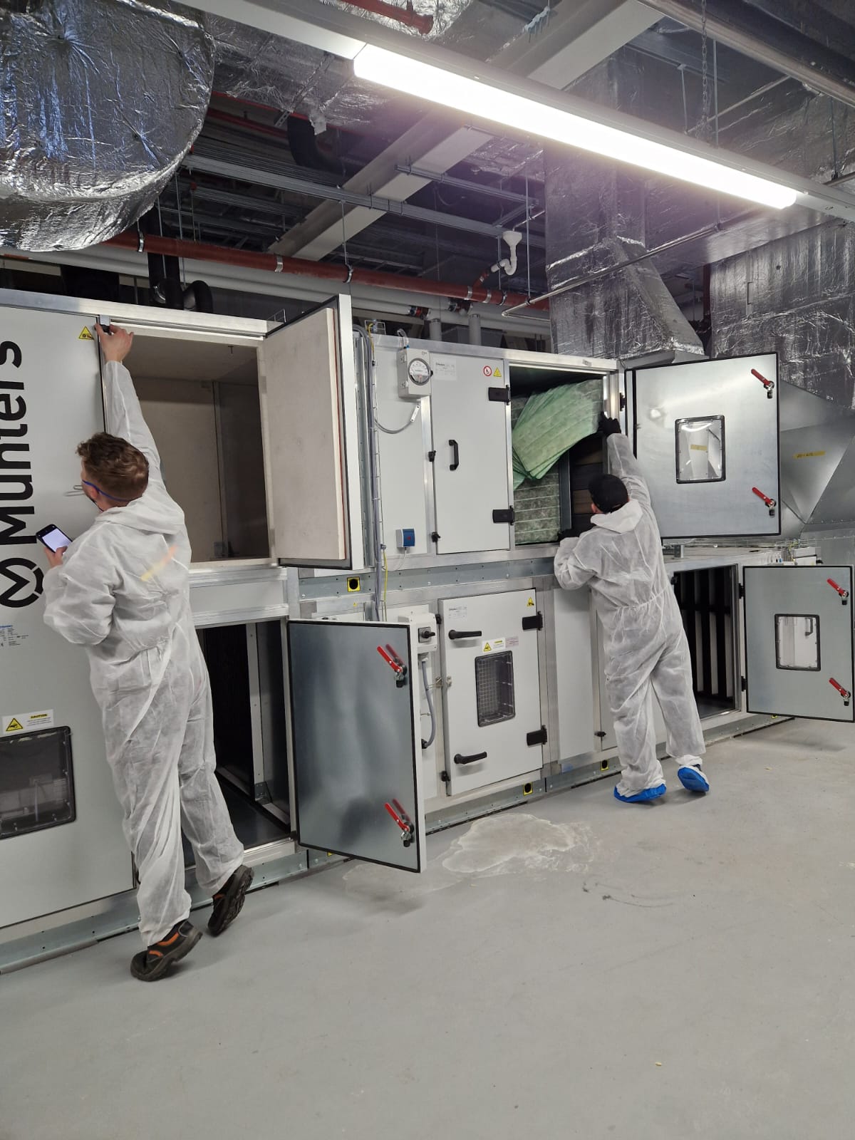 Andere Gewerke Baujob Zeitarbeit